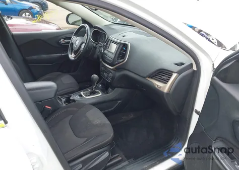 2015 Jeep Cherokee Latitude z USA, uszkodzony, nr VIN 1C4PJMCB5FW672691